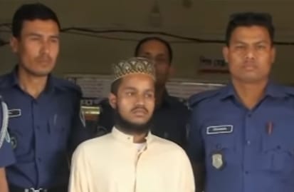 দিনাজপুরে শিক্ষার্থীকে জোরপূর্বক শ্রীলতাহানির অভিযোগে যুবক আটক