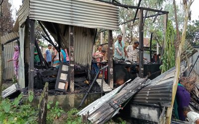 ইসলামপুরে অগ্নিকান্ডে দুবাই  প্রবাসীর ঘরপুড়ে ছাই