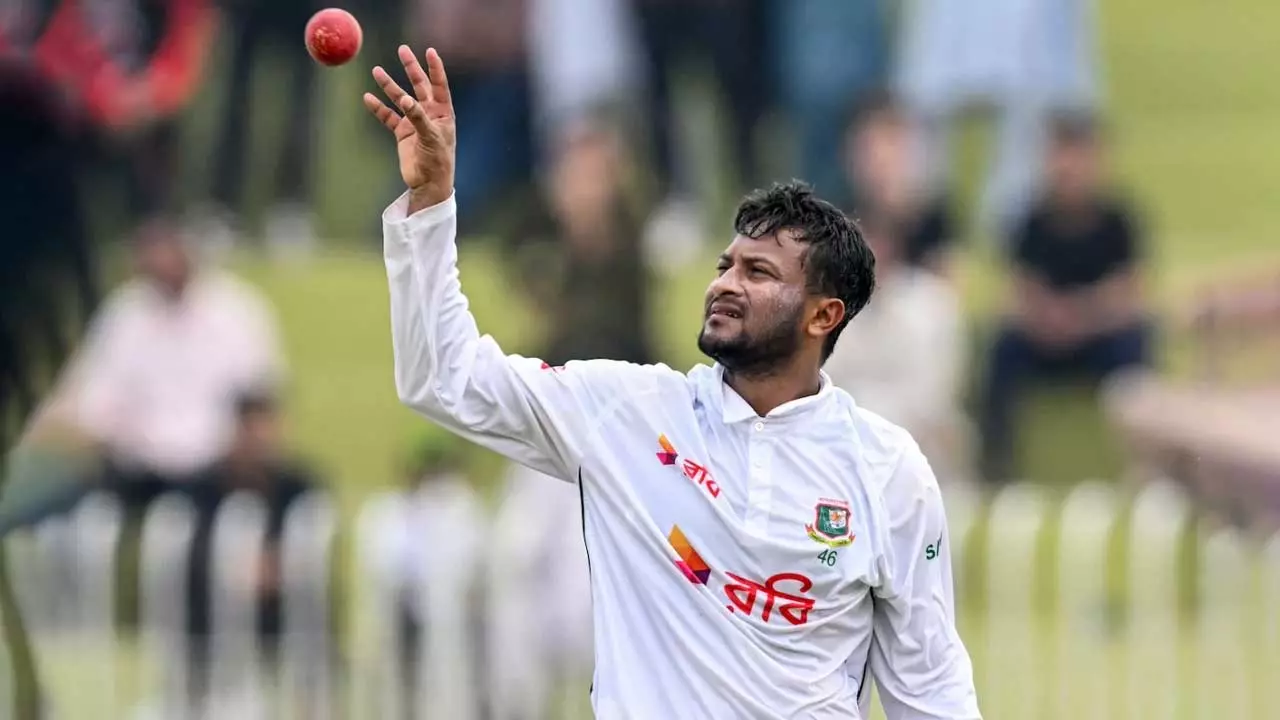 আন্তর্জাতিক ক্রিকেটে বোলিং করতে পারবেন না সাকিব