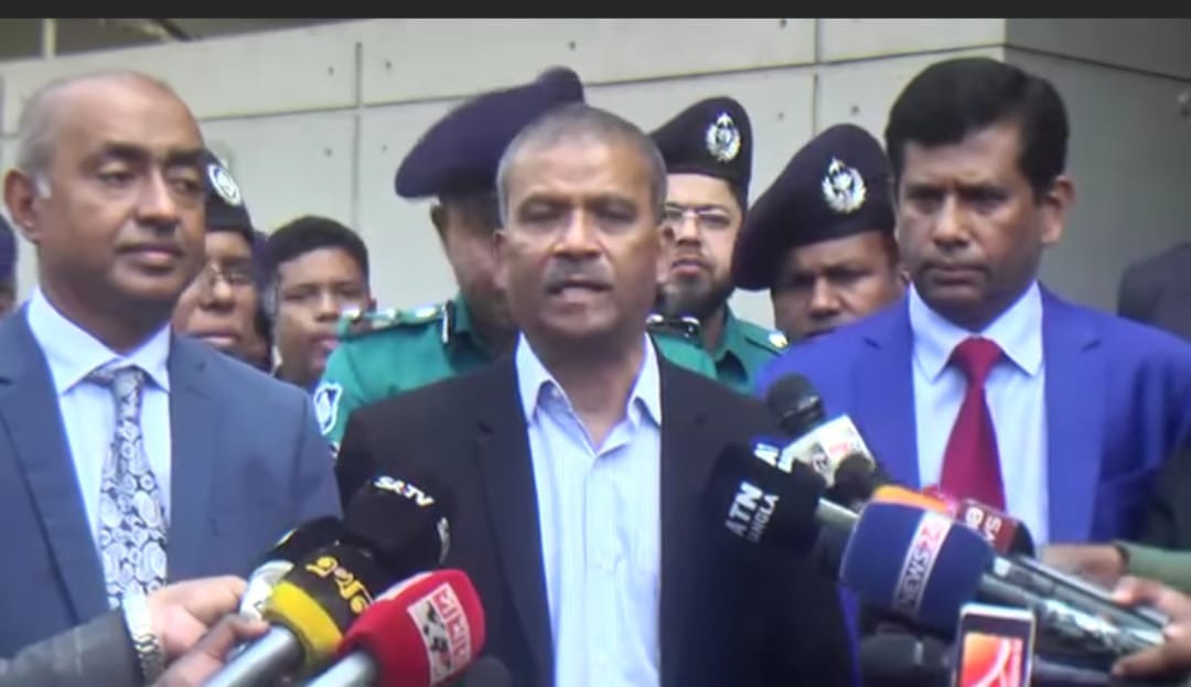 দেশ পরিচালনায় কিছু ক্ষেত্রে ব‍্যর্থতার দায় স্বীকার ডঃ আসিফ নজরুলের