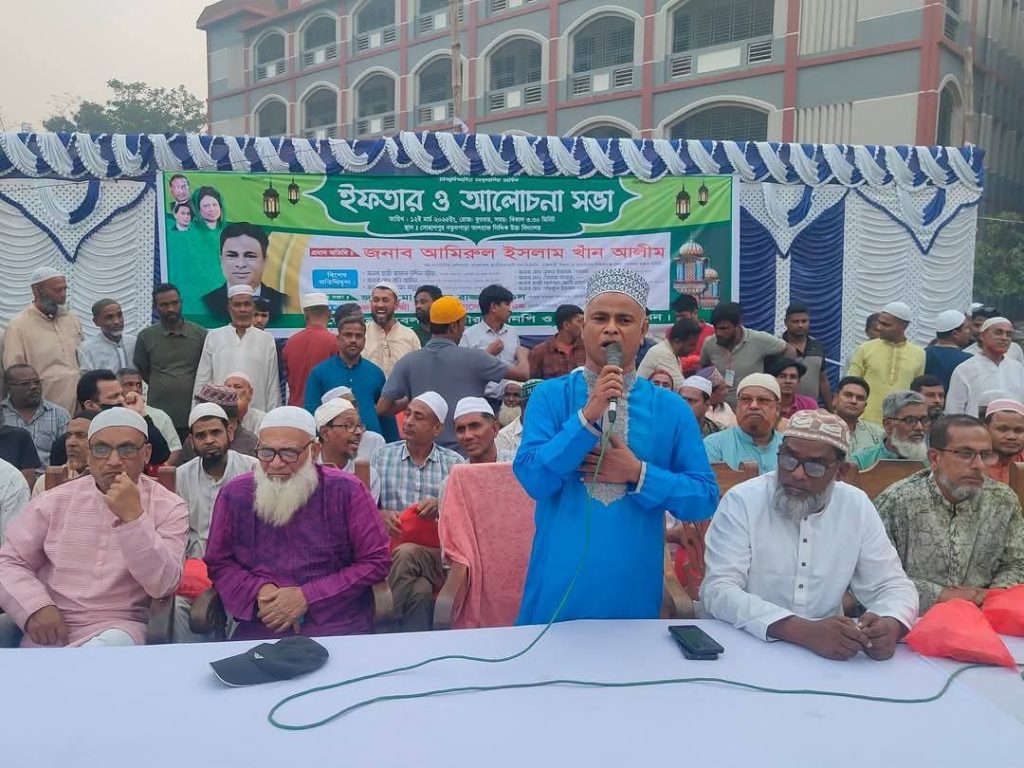 বেলকুচিতে বিএনপি’র ইফতার ও আলোচনা সভা অনুষ্ঠিত