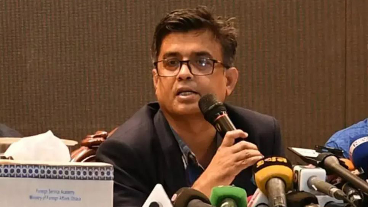চট্টগ্রাম বন্দর কাউকে দিচ্ছি না: প্রেস সচিব