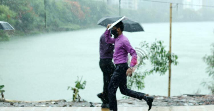 ৩ বিভাগে অতিভারী বর্ষণের আভাস