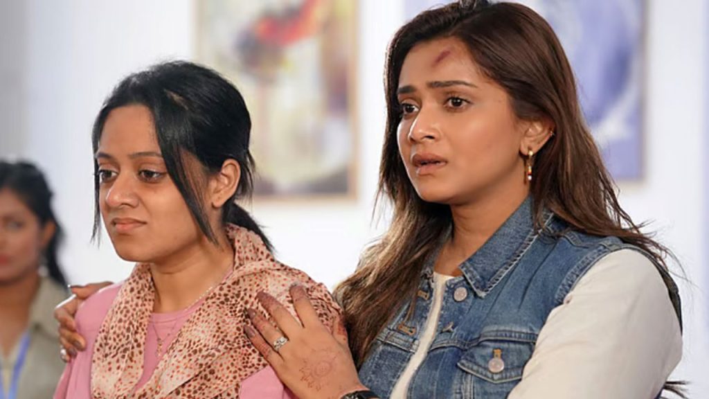 গ্ল্যামারজগতের আড়ালে থাকা অন্ধকার দিক তুলে ধরবেন তিশা আর দীঘি