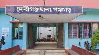 দেবীগঞ্জে রাস্তা বিরোধে রক্তক্ষয়ী সংঘর্ষ: প্রাণ গেল একজনের, আহত পাঁচ 