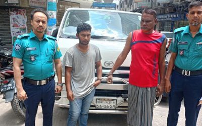 ডিবি পরিচয়ে মাইক্রোবাসসহ ৩০ লাখ টাকা ডাকাতি, গ্রেফতার ৩