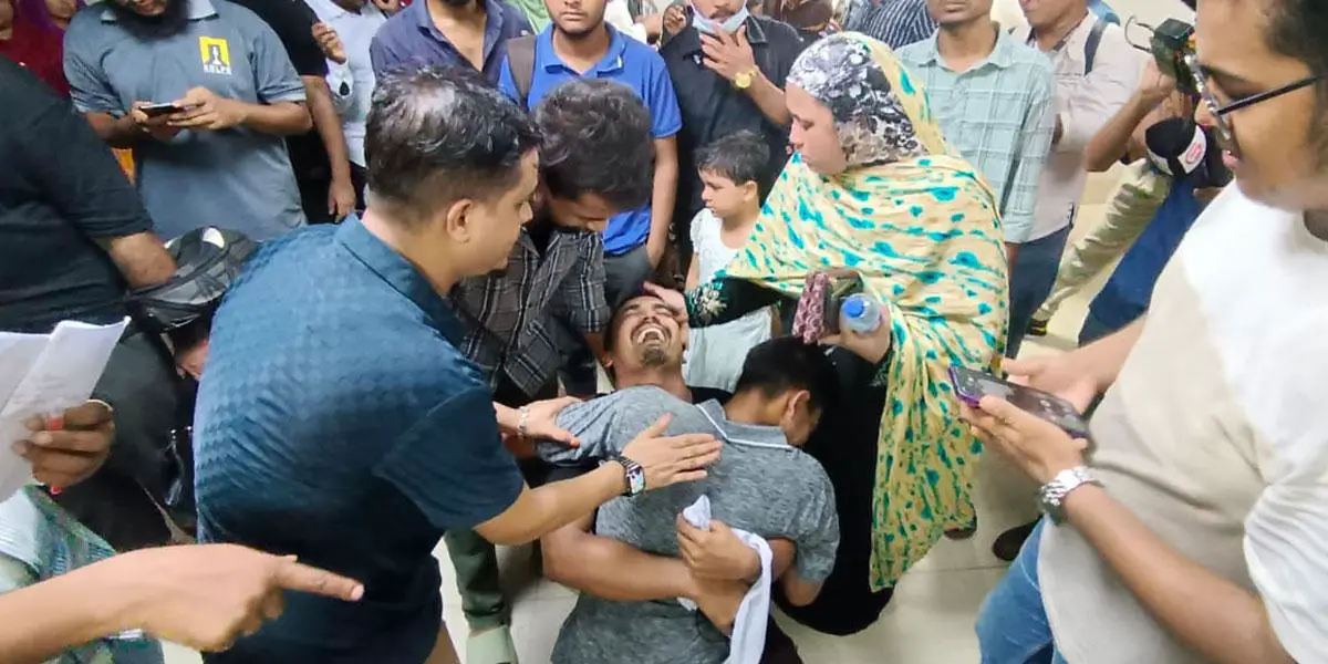 বার্ন ইনস্টিটিউটে স্বজনদের আহাজারি