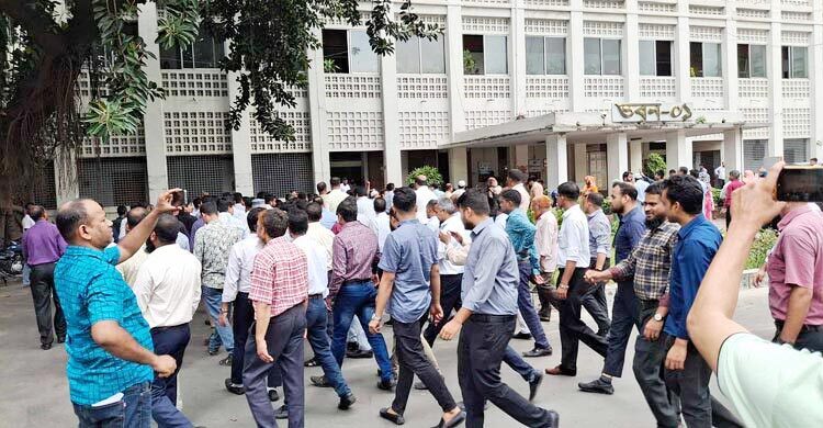 সরকারি চাকরি অধ্যাদেশ সংশোধন প্রস্তাব উপদেষ্টা পরিষদে অনুমোদন