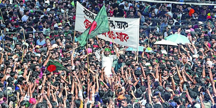 জুলাই গণ-অভ্যুত্থান: রক্তাক্ত রাজপথ থেকে পুনর্জাগরণের অভিযাত্রা