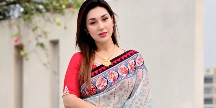 আদালতে আত্মসমর্পণ, হত্যাচেষ্টা মামলায় জামিন পেলেন অপু বিশ্বাস