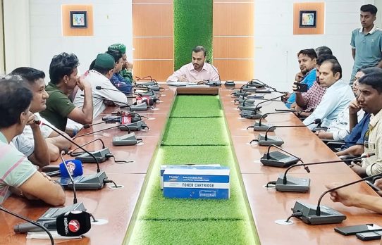 কালীগঞ্জে সাংবাদিকদের সাথে নবাগত ইউএনও’র মতবিনিময়