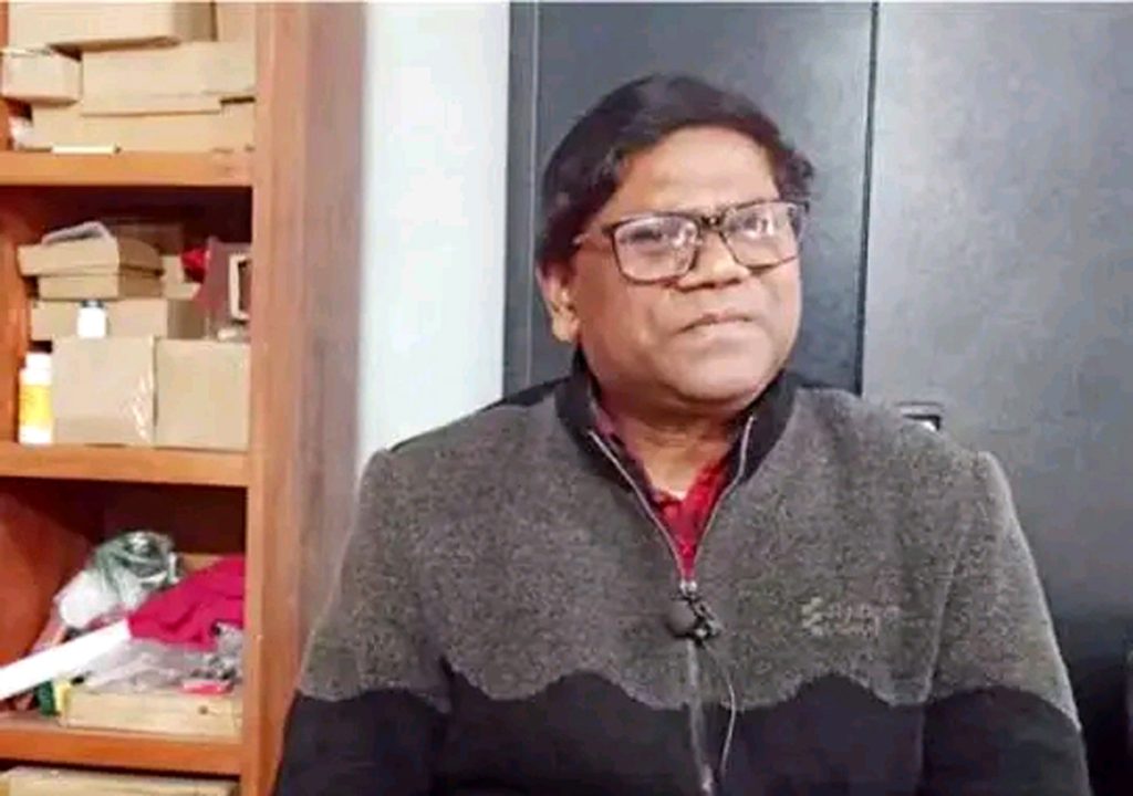 পীরগঞ্জে সরকারী বই বিক্রির দায়ে প্রধান শিক্ষকসহ তিন জনের বিরুদ্ধে মামলা ও দুইজন আটক