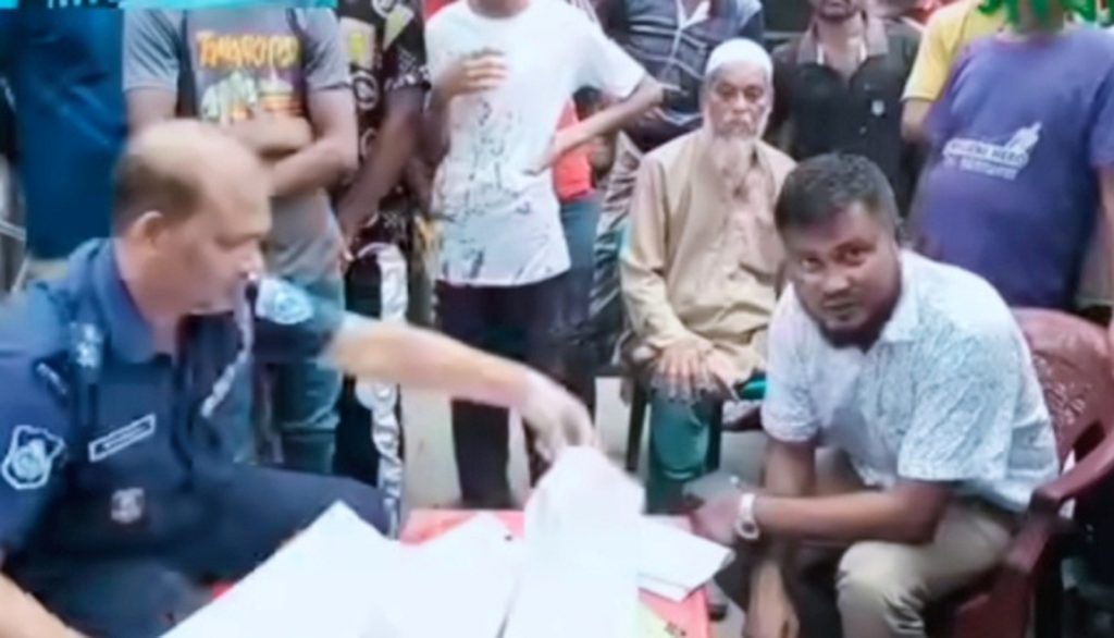 পীরগঞ্জে গৃহবধূকে হত্যা : স্বামীসহ ৫ জনের বিরুদ্ধে হত্যা মামলা দায়ের