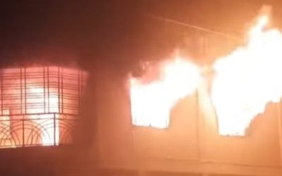 দিনাজপুরে হাদীকে জঙ্গি বলার অপরাধে নৌ প্রতিমন্ত্রী ও পৌর মেয়‌রের বা‌ড়ি‌তে অগ্নিসংযোগ