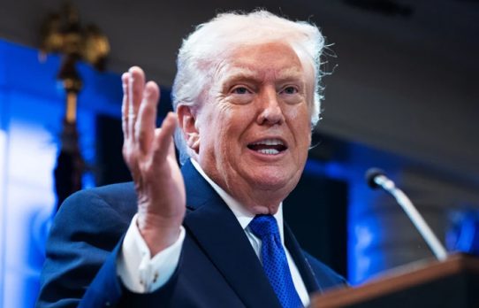 বৈশ্বিক শুল্ক ১০ থেকে বাড়িয়ে ১৫ শতাংশ করার ঘোষণা ট্রাম্পের