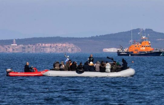 অবৈধ অভিবাসীদের আফ্রিকায় স্থানান্তরের পরিকল্পনা গ্রিসের