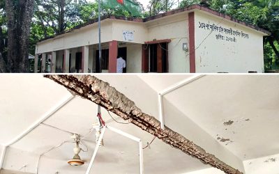 গলাচিপায় বিদ্যালয়ের ছাদের পলেস্তারা খসে পড়ছে, আতঙ্কে শিক্ষক-শিক্ষার্থী
