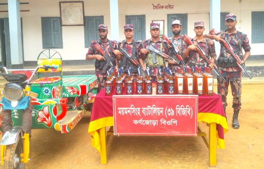 ঝিনাইগাতীর সীমান্ত এলাকায় চলছে জমজমাট চোরাচালান ও মাদক ব্যাবসা