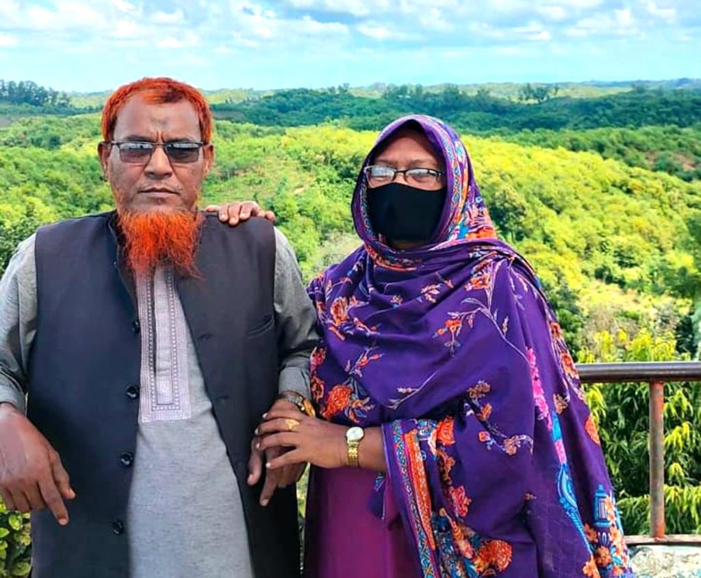 মোটরসাইকেলে স্ত্রীকে নিয়ে ৬৪ জেলা ভ্রমণ, এবার স্বপ্ন ভারত-নেপাল-ভুটান