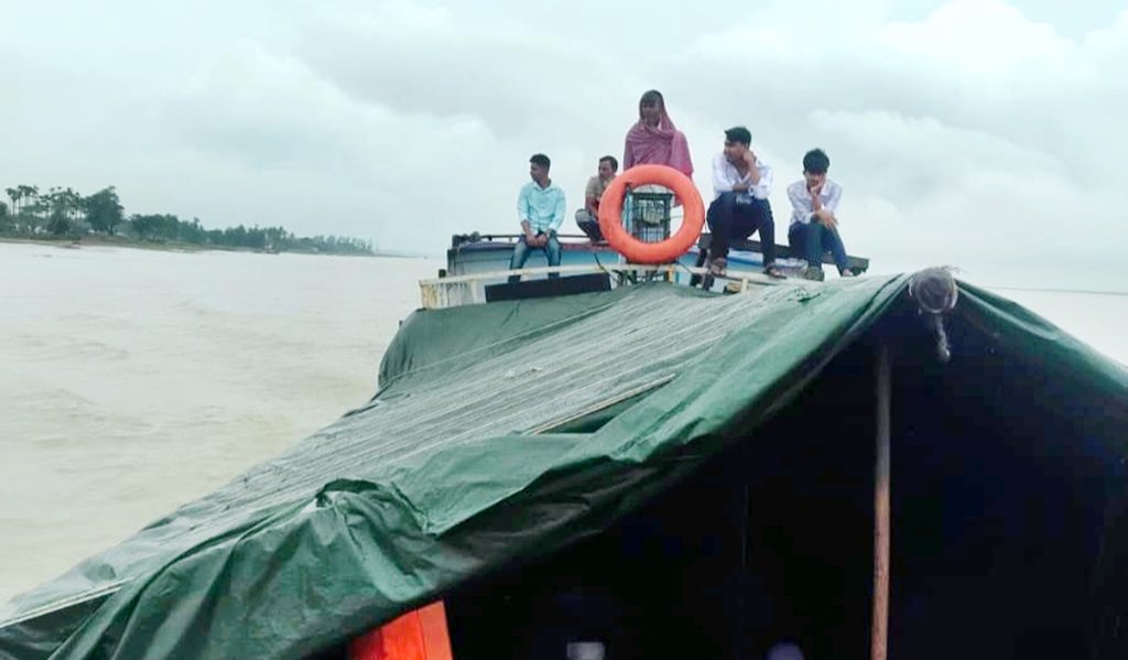 এমপি নয়নের উন্নয়নের ছোঁয়া লাগেনি মনপুরা-তজুমদ্দিন নৌ রুটে