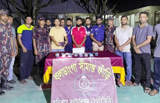 ভূরুঙ্গামারীতে পুলিশ-বিজিবির অভিযানে ভারতীয় মোবাইলসহ আটক যুবক