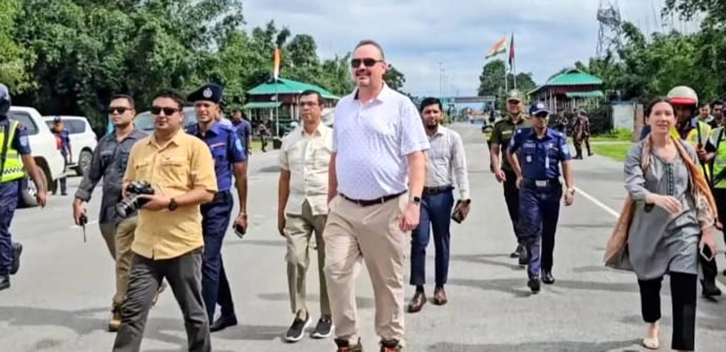 বাংলাবান্ধা জিরোপয়েন্টে মার্কিন রাষ্ট্রদূত, সীমান্তের সৌন্দর্যে মুগ্ধ