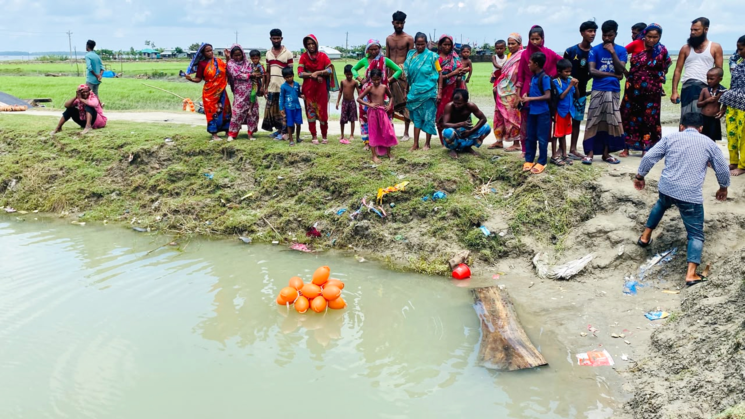 রাঙ্গাবালীর চর মোন্তাজে পুকুরে ডুবে শিশুর মর্মান্তিক মৃত্যু