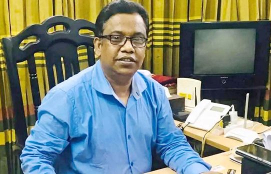 সাংবাদিক আক্তার ফারুক শাহীন এর উপর সন্ত্রাসী হামলার ঘটনায় উজিরপুর প্রেসক্লাবের নিন্দা ও প্রতিবাদ