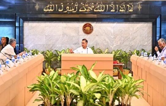সরকার-ব্যবসায়ীদের সমন্বিত প্রচেষ্টায় অর্থনীতিতে ইতিবাচক পরিবর্তন সম্ভব: প্রধানমন্ত্রী