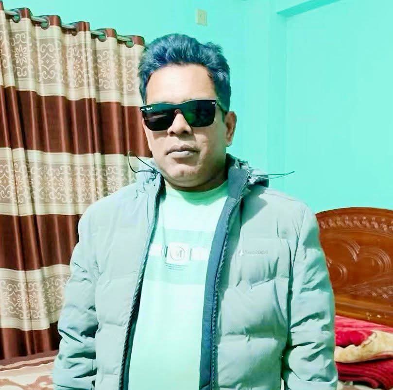 রায়গঞ্জে গ্রামীণ ব্যাংক নিমগাছী শাখায় অডিট চলাকালে ম্যানেজারের আত্মহত্যা